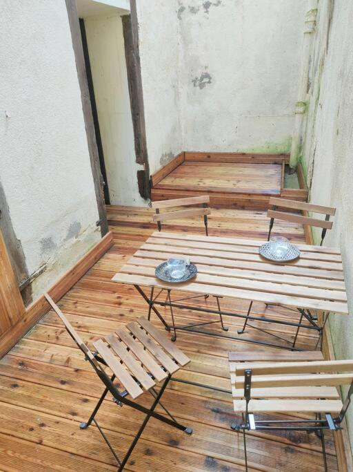 Апартаменты Patio Cosy Thizy-les-Bourgs Экстерьер фото
